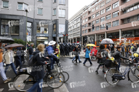 Demonstration von Kritikern der Corona-Maßnahmen in Berlin