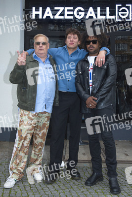 Vernissage 'Twins Meet Twins' in Berlin