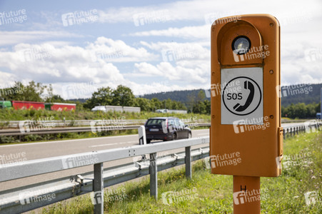 Symbolfoto Notrufsäule