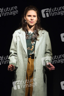 Theaterprobe 'Dinge, die ich sicher weiß' in Berlin