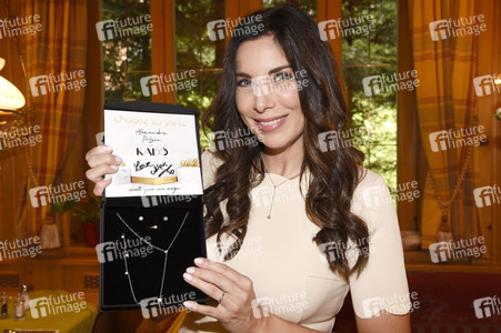 Präsentation Alexandra Polzin Schmuck Kollektion by Kado in Elisabethszell