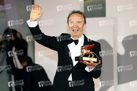 Goldener Löwe für Roberto Benigni, Internationale Filmfestspiele von Venedig 2021
