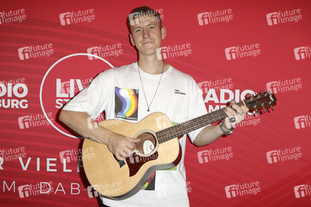 Nathan Evans bei Radio Hamburg