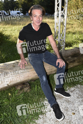 Wiederaufnahme-Premiere 'Schwiegermutter und andere Bosheiten' in München