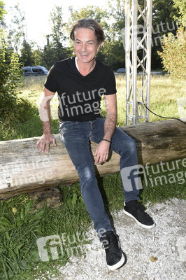 Wiederaufnahme-Premiere 'Schwiegermutter und andere Bosheiten' in München