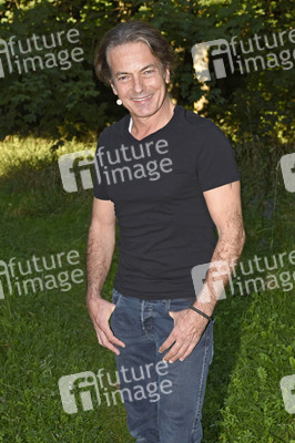 Wiederaufnahme-Premiere 'Schwiegermutter und andere Bosheiten' in München