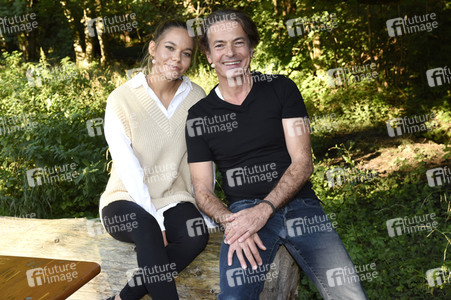 Wiederaufnahme-Premiere 'Schwiegermutter und andere Bosheiten' in München