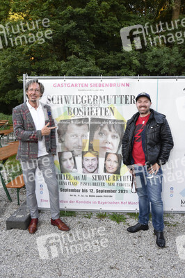 Wiederaufnahme-Premiere 'Schwiegermutter und andere Bosheiten' in München
