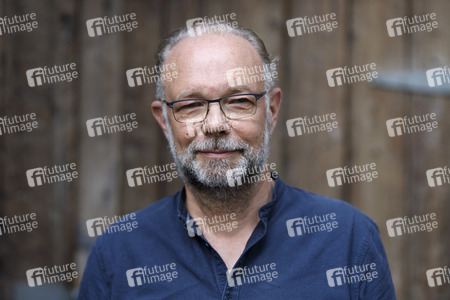 Luisa Neubauer und Bernd Ulrich auf der phil.cologne 2021 in Köln