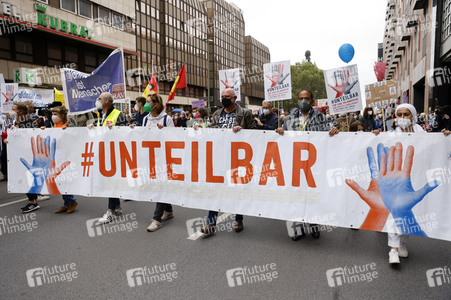 Unteilbar-Großdemonstration 'Für eine solidarische und gerechte Gesellschaft' in Berlin