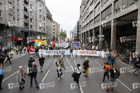 Unteilbar-Großdemonstration 'Für eine solidarische und gerechte Gesellschaft' in Berlin
