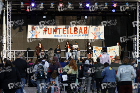 Unteilbar-Großdemonstration 'Für eine solidarische und gerechte Gesellschaft' in Berlin