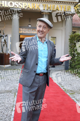 Theaterpremiere 'Dinge, die ich sicher weiß' in Berlin