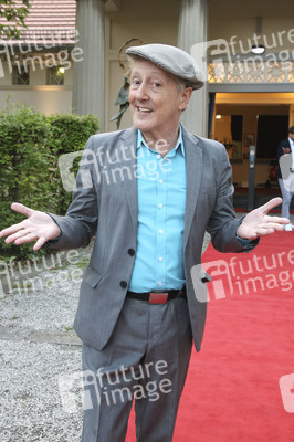 Theaterpremiere 'Dinge, die ich sicher weiß' in Berlin