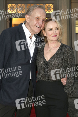 Theaterpremiere 'Dinge, die ich sicher weiß' in Berlin