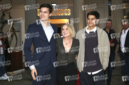 Theaterpremiere 'Dinge, die ich sicher weiß' in Berlin