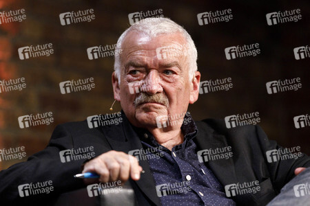 Sam Ginn und Hans Ulrich Gumbrecht auf der phil.cologne 2021 in Köln