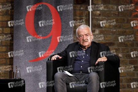 Sam Ginn und Hans Ulrich Gumbrecht auf der phil.cologne 2021 in Köln