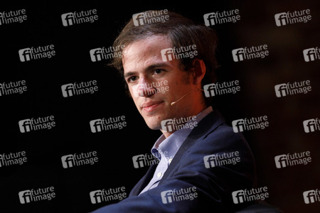 Sam Ginn und Hans Ulrich Gumbrecht auf der phil.cologne 2021 in Köln