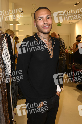 Natascha Gruen Fashion Show auf der Berlin Fashion Week Spring/Summer 2022