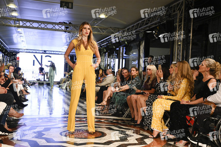 Natascha Gruen Fashion Show auf der Berlin Fashion Week Spring/Summer 2022