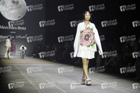 Florentina Leitner Fashion Show auf der Berlin Fashion Week Spring/Summer 2022