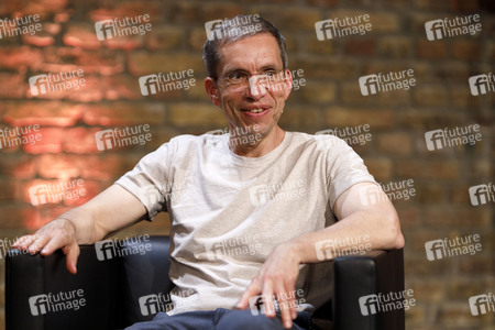 Jens Söring und Richard David Precht auf der phil.cologne 2021 in Köln