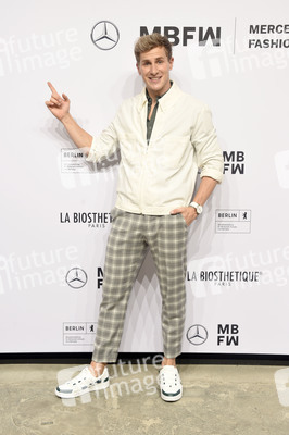 Kilian Kerner Fashion Show auf der Berlin Fashion Week Spring/Summer 2022