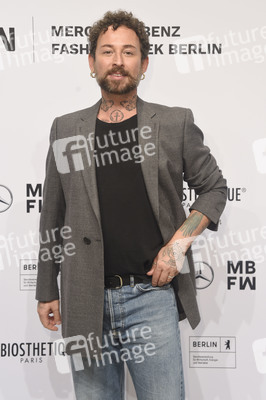 Kilian Kerner Fashion Show auf der Berlin Fashion Week Spring/Summer 2022