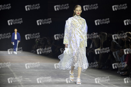 Kilian Kerner Fashion Show auf der Berlin Fashion Week Spring/Summer 2022