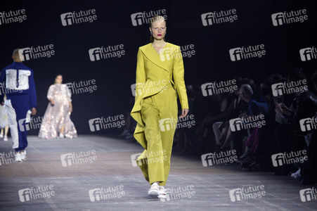 Kilian Kerner Fashion Show auf der Berlin Fashion Week Spring/Summer 2022