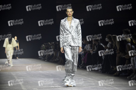 Kilian Kerner Fashion Show auf der Berlin Fashion Week Spring/Summer 2022