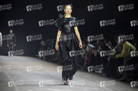 Kilian Kerner Fashion Show auf der Berlin Fashion Week Spring/Summer 2022