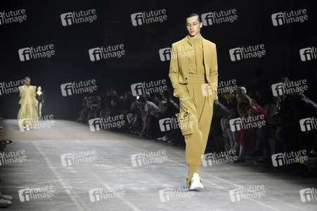 Kilian Kerner Fashion Show auf der Berlin Fashion Week Spring/Summer 2022