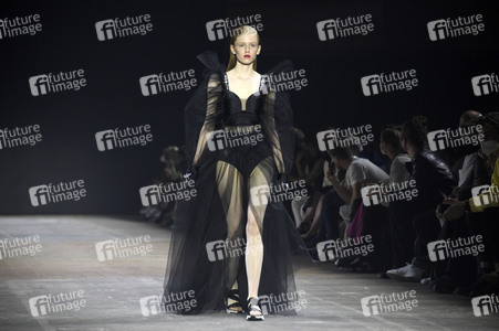 Kilian Kerner Fashion Show auf der Berlin Fashion Week Spring/Summer 2022