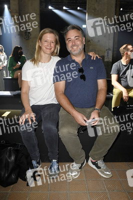 Rebekka Ruetz Fashion Show auf der Berlin Fashion Week Spring/Summer 2022