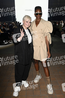 Rebekka Ruetz Fashion Show auf der Berlin Fashion Week Spring/Summer 2022