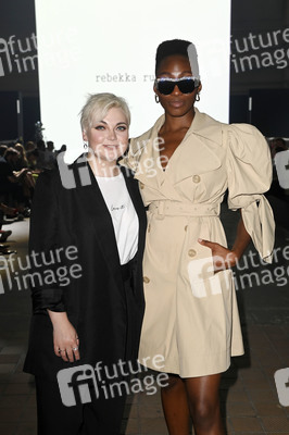 Rebekka Ruetz Fashion Show auf der Berlin Fashion Week Spring/Summer 2022