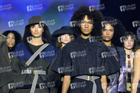 Rebekka Ruetz Fashion Show auf der Berlin Fashion Week Spring/Summer 2022