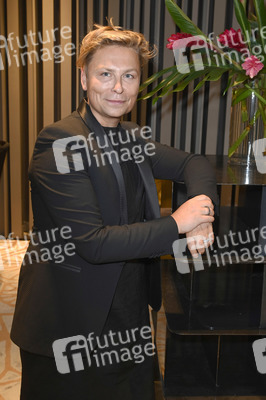 Dawid Tomaszewski Fashion Film auf der Berlin Fashion Week Spring/Summer 2022