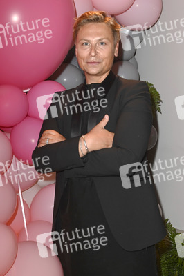 Dawid Tomaszewski Fashion Film auf der Berlin Fashion Week Spring/Summer 2022