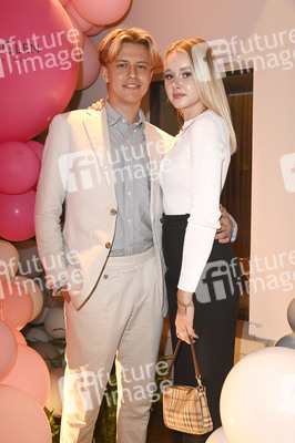 Dawid Tomaszewski Fashion Film auf der Berlin Fashion Week Spring/Summer 2022