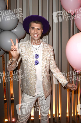 Dawid Tomaszewski Fashion Film auf der Berlin Fashion Week Spring/Summer 2022