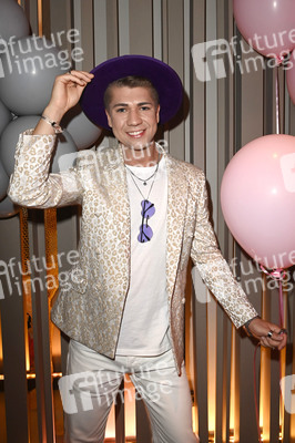 Dawid Tomaszewski Fashion Film auf der Berlin Fashion Week Spring/Summer 2022