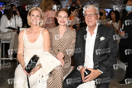 Marc Cain Vernissage auf der Berlin Fashion Week Spring/Summer 2022