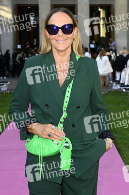 Marcel Ostertag Fashion Show auf der Berlin Fashion Week Spring/Summer 2022