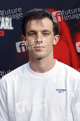 Filmpremiere 'Je suis Karl' in Köln