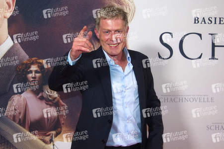 Filmpremiere 'Schachnovelle' in Berlin