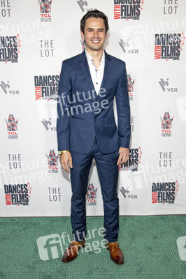 Filmpremiere 'Four Cousins and a Christmas', Dances with Films Festivals 2021 in Los Angeles