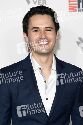 Filmpremiere 'Four Cousins and a Christmas', Dances with Films Festivals 2021 in Los Angeles